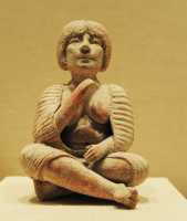 020 Figurine - Femme - Xochipala - Mexique (± 12°s. BC)