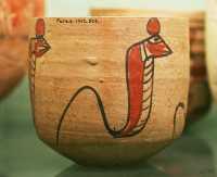 49 - Cimetière de Feras (Méroïtique - 2°-3°s) Tasse décorée d'un serpent