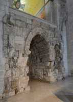 08 Arc nord de l'arc de triomphe d'Hadrien (± 135)