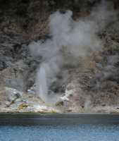 134 Geyser - Lac Rotomahana