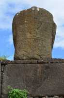 33 Dos sculpté d'un Moai
