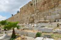 18 Mur est de l'esplanade et cimetière musulman