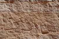 077 Les chariots - Gravures rupestres égyptiennes