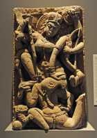 170 La déesse Durga tuant le démon-buffle (8°s) Inde de l'Est
