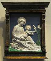 072 Luca della Robbia - Vierge à l'enfant (± 1475)