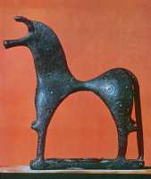 390 Bronze archaïque