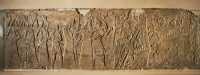 011 - Assurbanipal prend une ville - Déportés à gauche - Nimrud, Palais N.O. (± 860) Flash