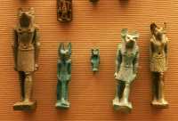 31 - Amulettes - Anubis à tête de chacal, protecteur des morts
