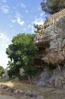 16 Grottes dans la vallée de la Géhenne