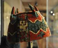 73 Bonnet Tiwanaku (Arica) en laine de lama (500-1000)