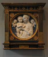 003 Vierge à l'enfant - Andrea della Robbia (Venise 1485)