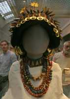 086 - Ur (26°s) Bijoux d'une femme sumérienne