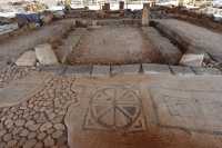 24 Mosaïque de la synagogue de Magdala (2°s.BC-1°s.AD)