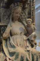 081 Vierge à l'enfant (± 1360) Léproserie à Nevers