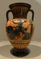 087 Héraclès et le centaure Pholos - Amphore (± 510) Figures noires