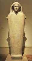 43 Sarcophage gréco-phénicien - Visage féminin - Amathus (5° siècle)