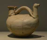 014 Vase verseur chypriote (± 765) Nécropole de Laghetto
