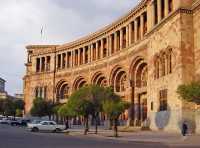 02 Erevan - Place de la République