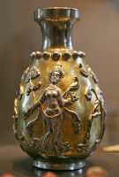 189 - Vase sassasanide, argent doré - 4 danseuses - Iran ± 500 *