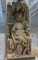 080 Vierge à l'enfant (± 1360) Léproserie à Nevers