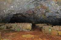 13 Grotte d'Ana Te Pahu
