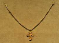 2 Collier et croix en or (Byzantin 500-600)