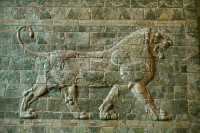 145 - Frise des lions - Cour orientale du palais de Darius ± 510 *