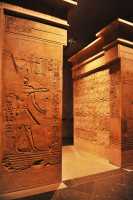 103 Porte du temple de Ptolémée IV à Médamoud (± 230)
