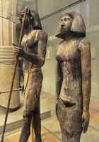 020 Merti & sa femme (2350±  Saqqara 5° dynastie) Acacia