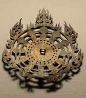 135 Trésor de Horyuji - Mandorle circulaire entourée de flammes (Bronze doré) Période Asuka (7°s)