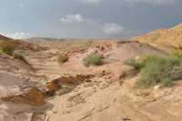 12 Makhtesh Gadol - Dunes fossilisées de sable de couleur