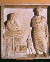 453 Bas relief romain