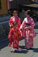03 Kimonos