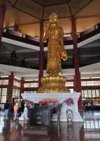08 Salle de l'Avalokitesvara de cuivre et de pluie