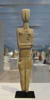 011 Idole féminine (2700-2300) Syros (Cyclades)