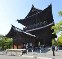 70 Temple Nanzen-ji (Porte)