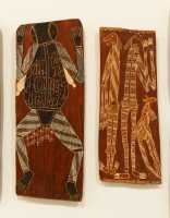 09 (Gauche) Maralatj ancestress, creator of northern tribes, 1976 - (Droite) Mimih ceremony messengers, 1976) par Yirawala