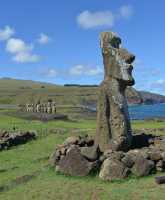 20 Seize Moai à Tongariki