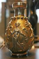187 - Vase sassasanide, argent doré - 4 danseuses - Iran ± 500 *