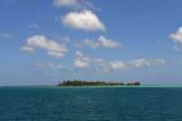 132 Ile près de Bora-bora vue du lagon